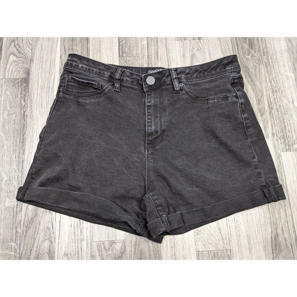 Fashion Nova Juniors Size 11 Pockets Cuffed Black Denim Jean Shorts